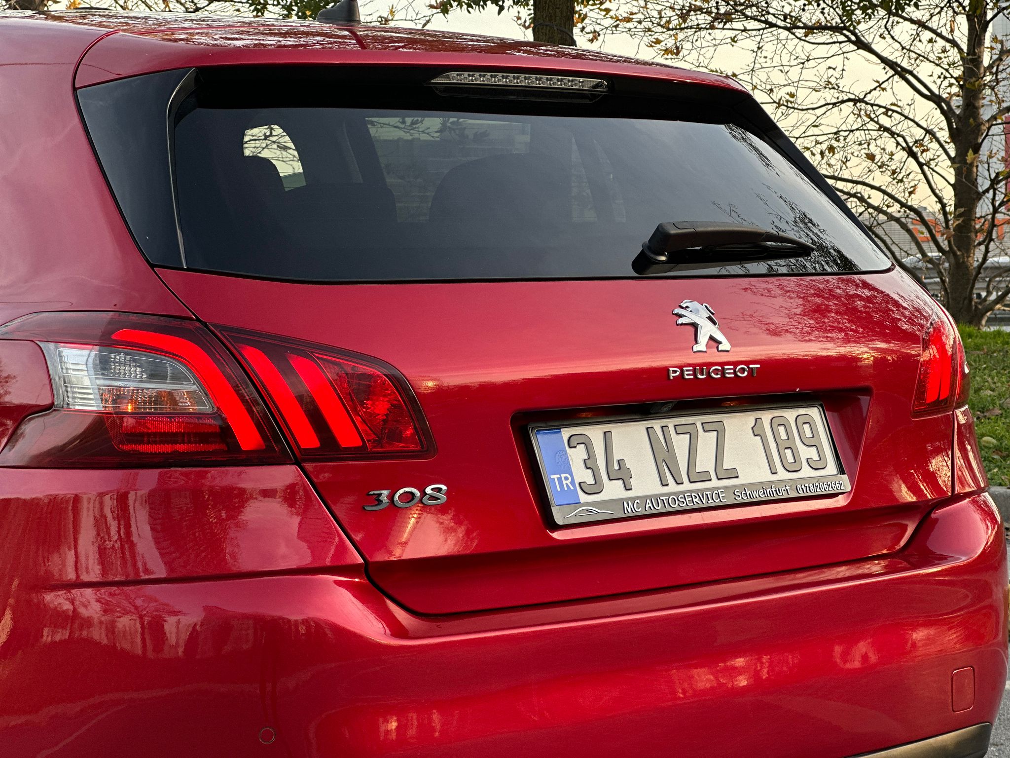 2020 MODEL CAM TAVANLI OTOMATİK VİTES 125 BİN KM DE MASRAFSIZ